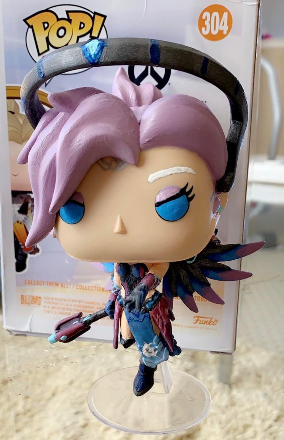 gruppe Hammer offset Overwatch player shares epic skin redesigns for Mercy Funko POP! figures -  Dexerto