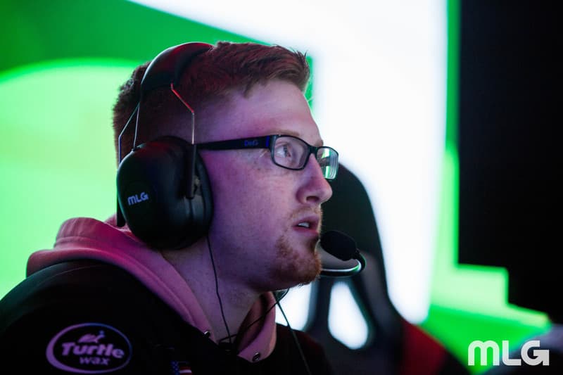 Scump competing for OpTic Gaming.