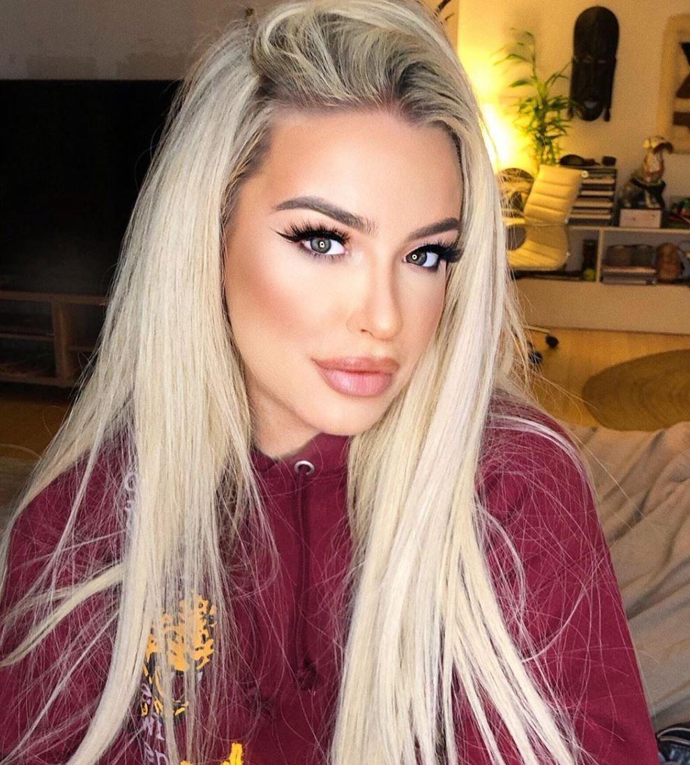 Tana Mongeau’s explosive fight with manager prompts fan backlash - Dexerto