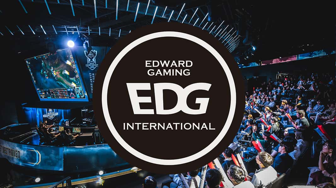 EDG logo in front of Worlds play-in stage