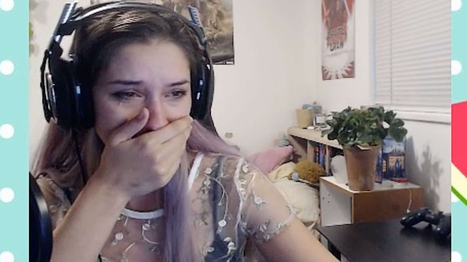 Twitch streamer GabbyRose crying