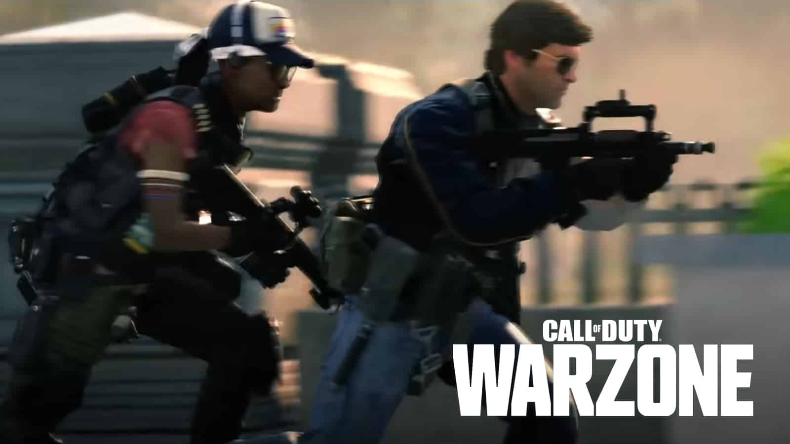 Two players running in Warzone with their weapons drawn