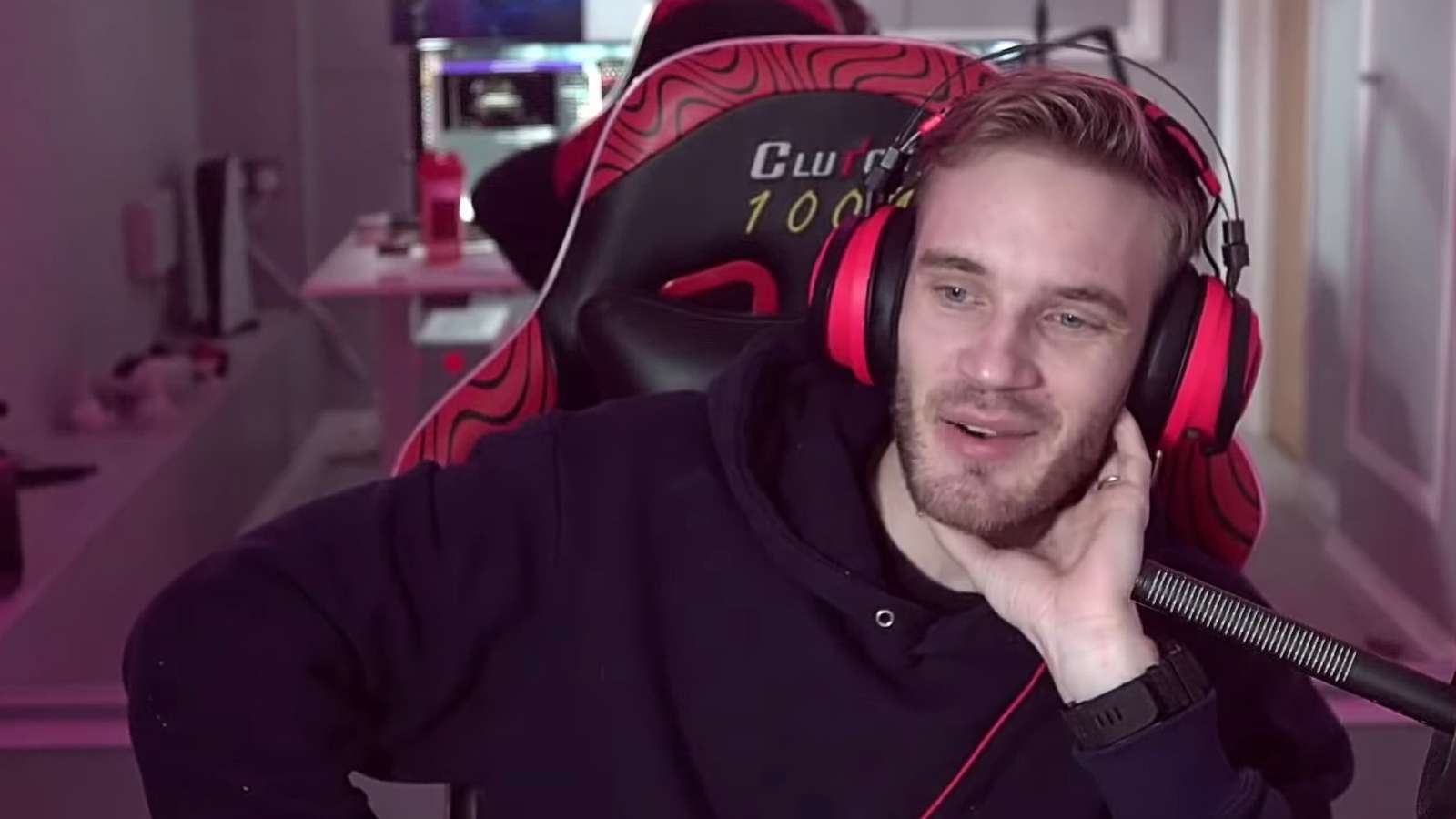 PewDiePie streaming on YouTube