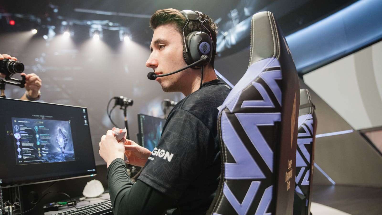 PowerOfEvil playing League of Legends for TSM on the LCS 2021 Summer stage in Los Angeles.