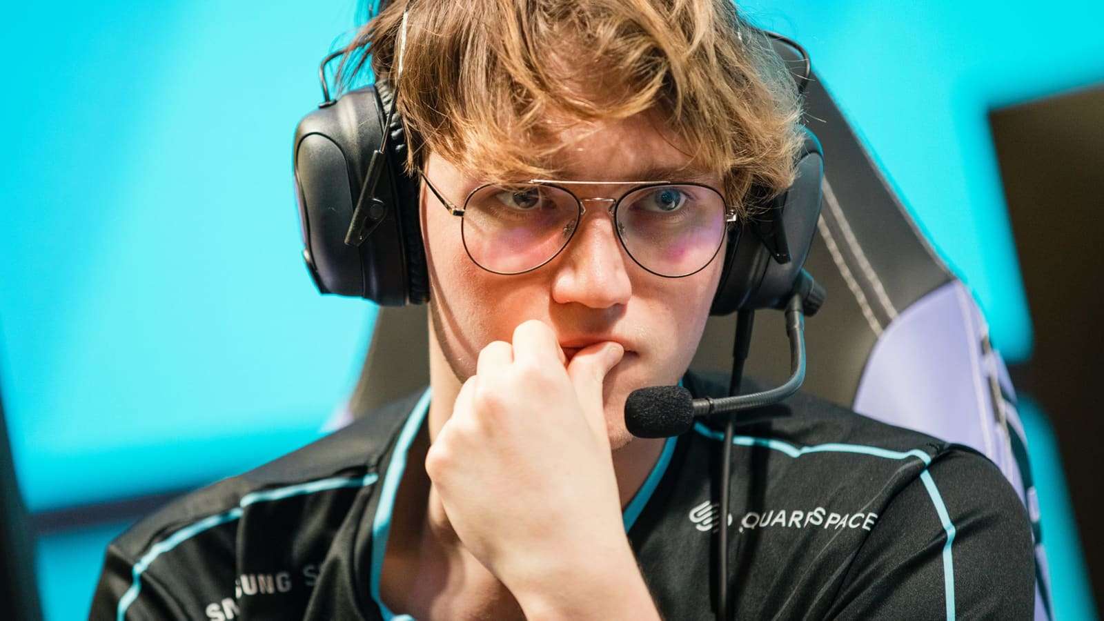 Finn stares into distance on LCS 2021 Summer stage as CLG woes grow.