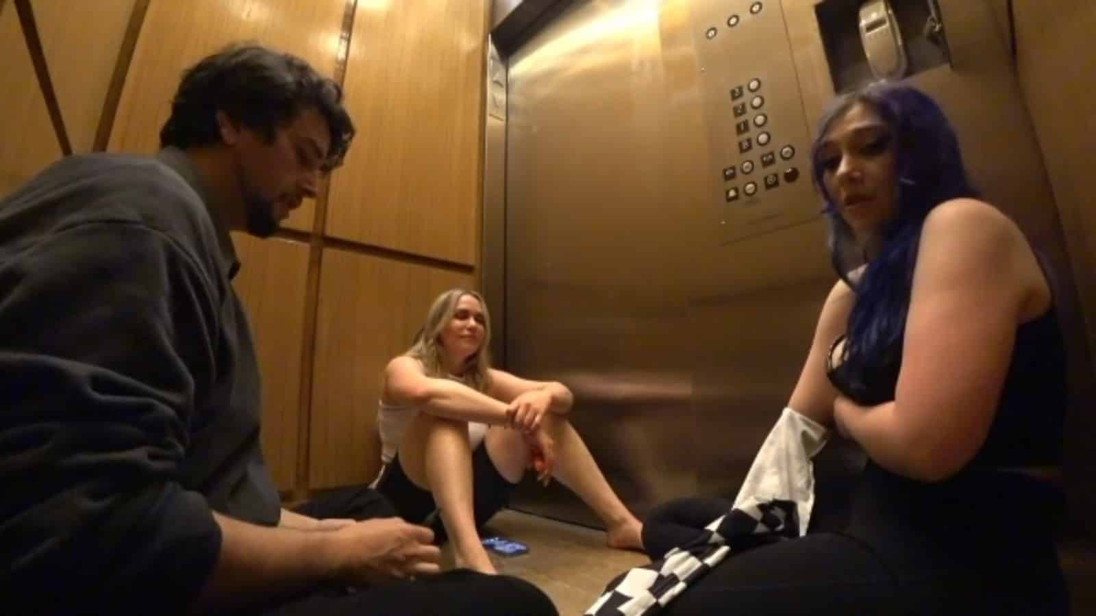 Justaminx trapped in elevator