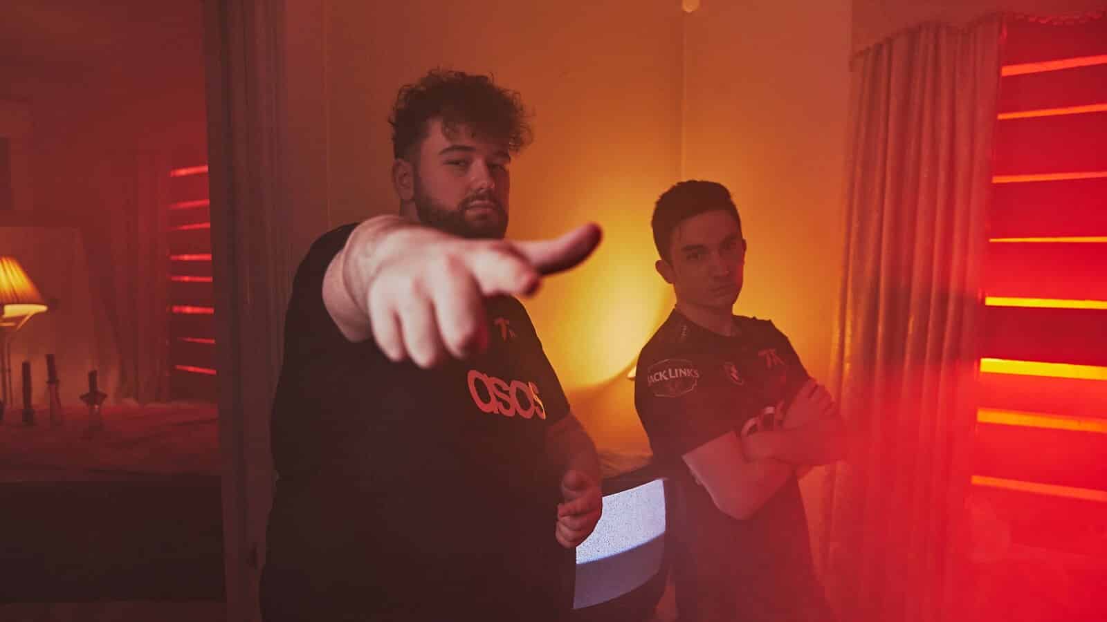 Fnatic Mistic points at the camera with Enzo also in frame at Valorant Masters