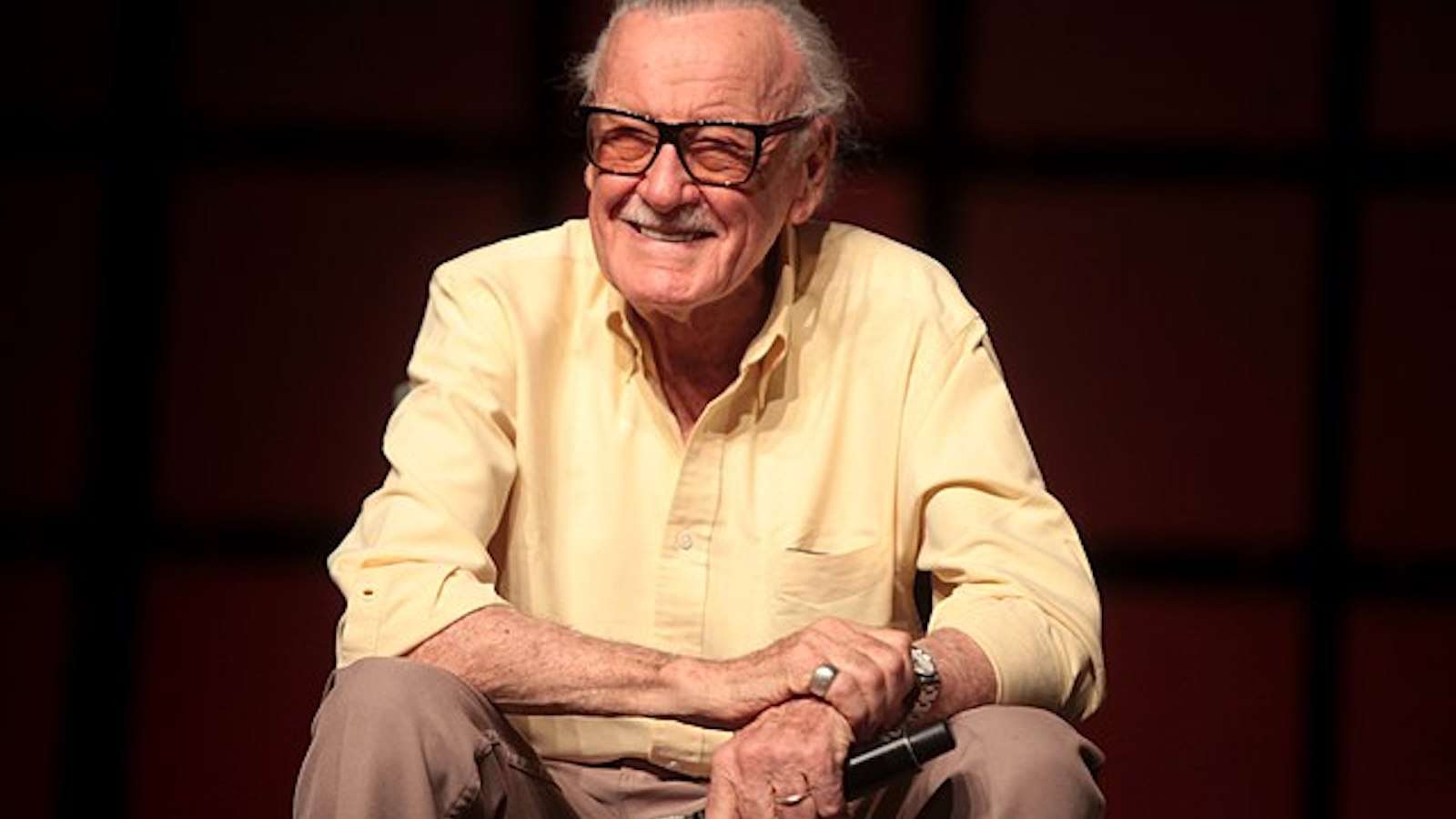Stan Lee speaking at the 2014 Phoenix Comicon at the Phoenix Convention Center in Phoenix, Arizona.