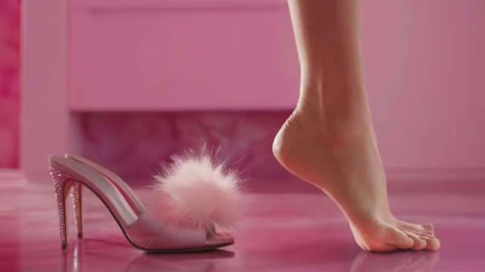 Barbie foot trend
