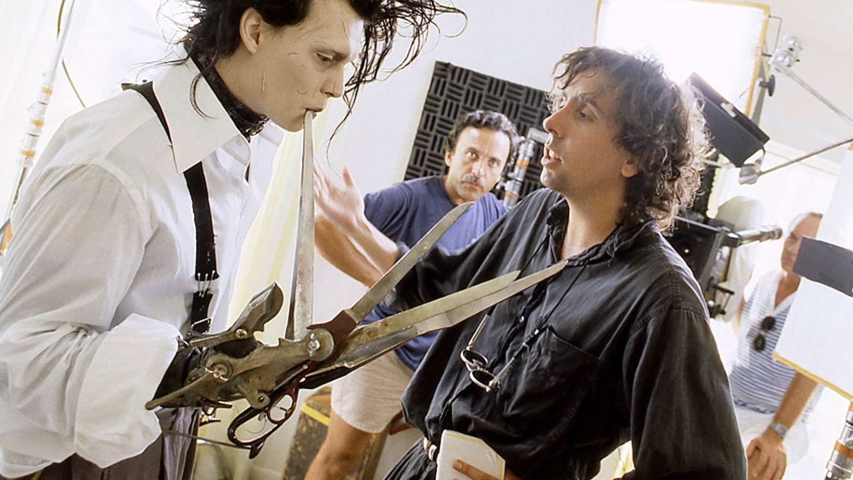 Tim Burton directing Johnny Depp in Edward Scissorhands.