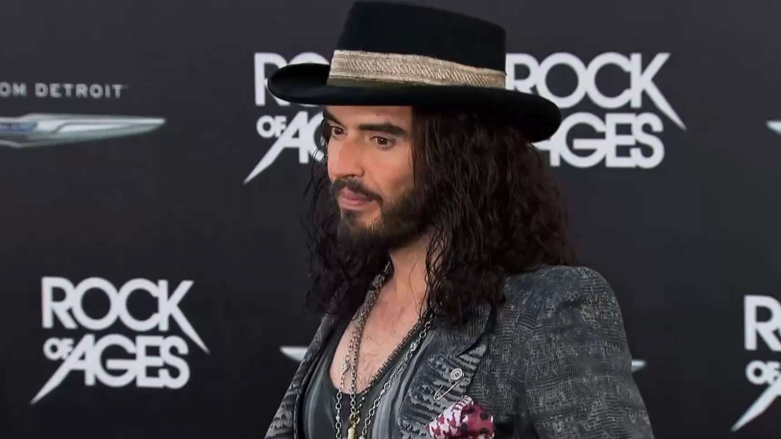 Russell Brand at the Rock of Ages premiere