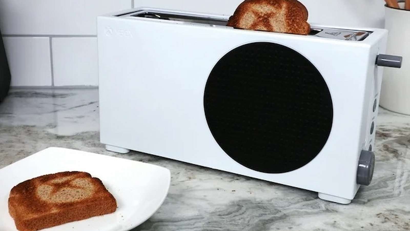 The Xbox Series S Toaster with toast