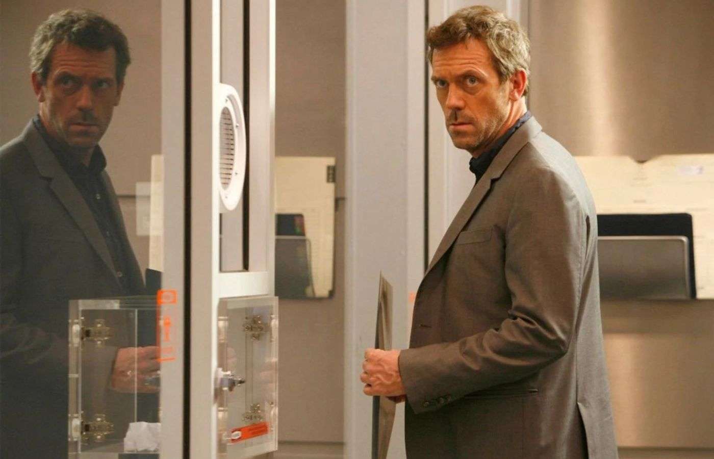 Hugh Laurie in House M.D.