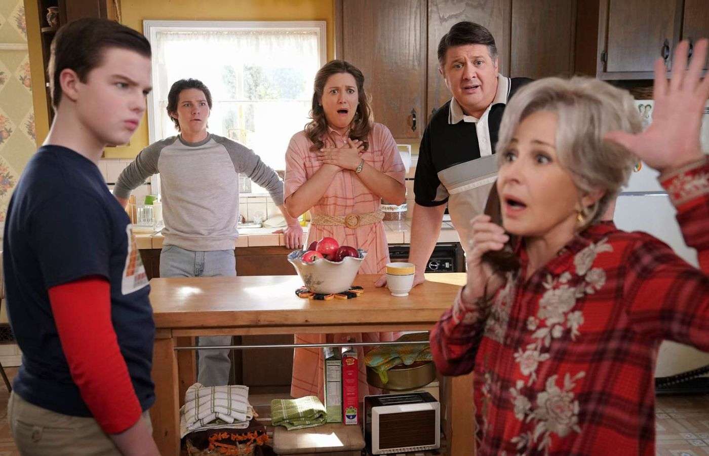 The Cooper family in Young Sheldon Season 7