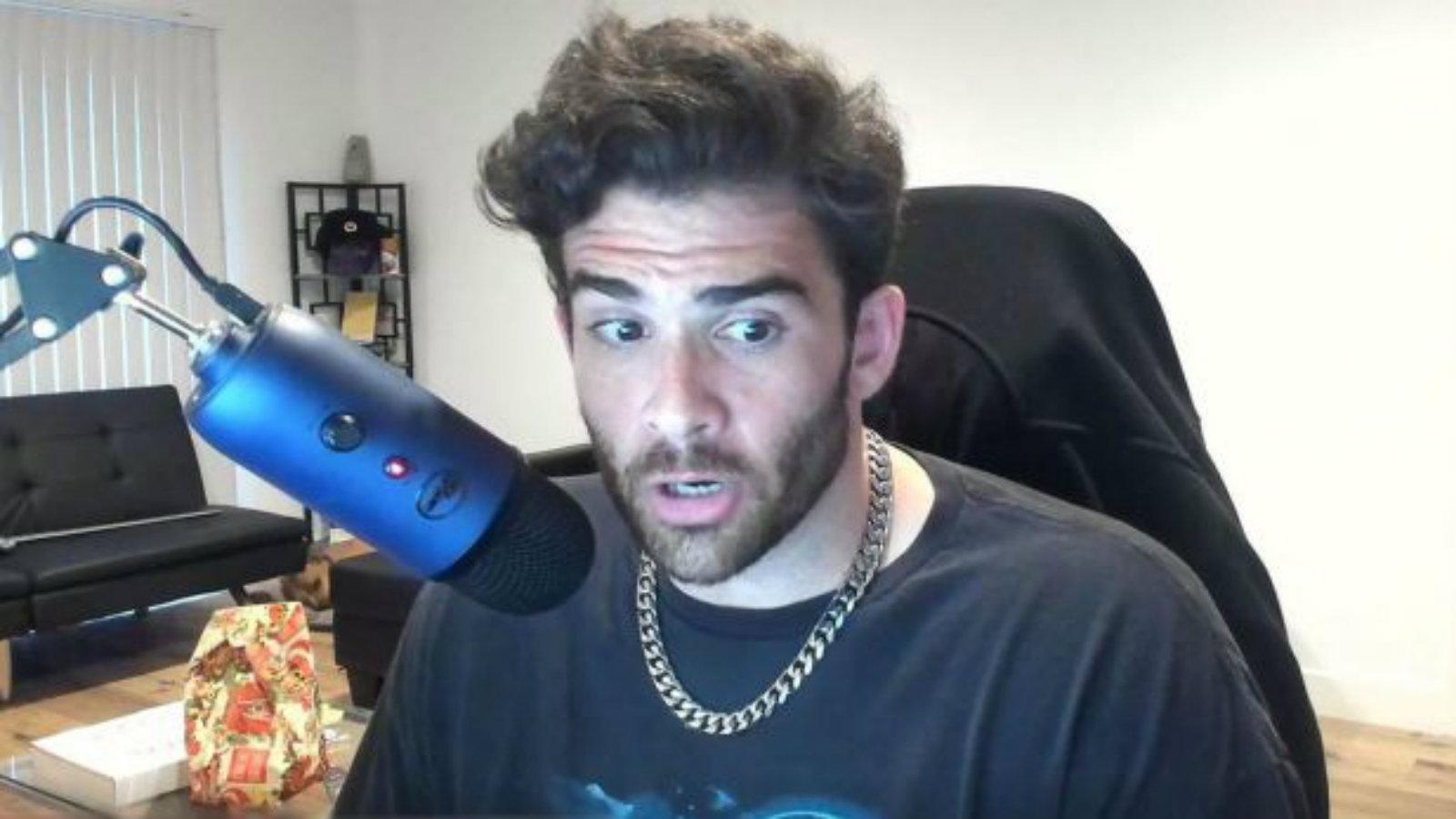 An image of Hasan Piker conducting a Twitch stream.
