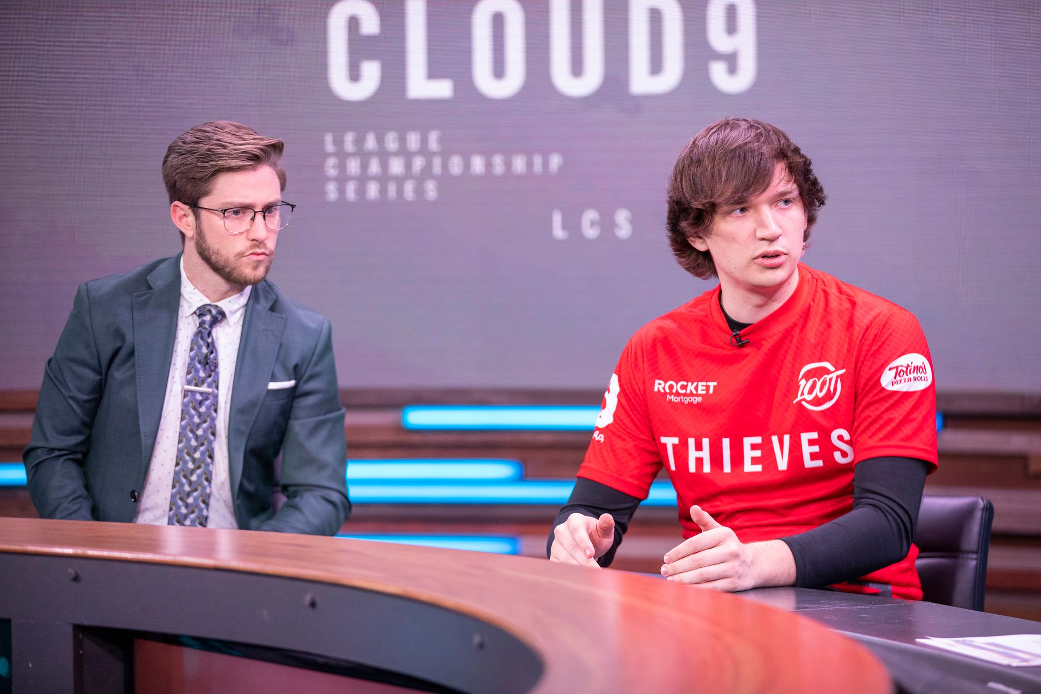 Meteos and Dash on LCS desk