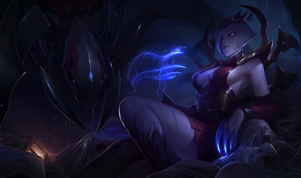Blood Moon Elise in League of Legends and TFT Set 4