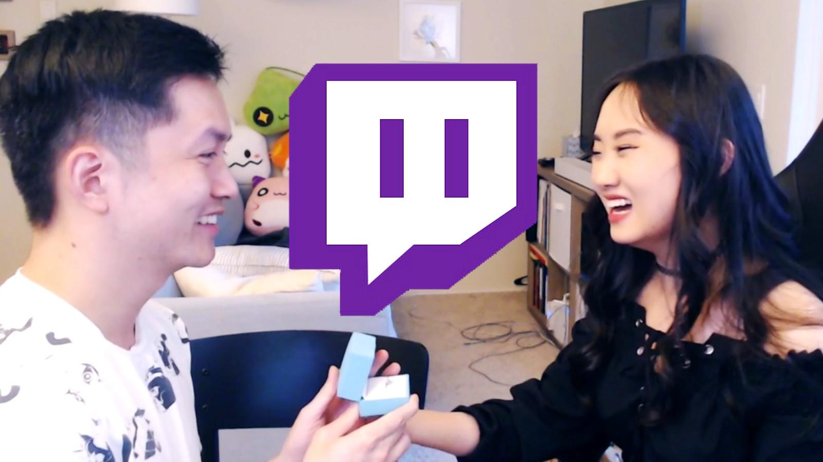 Guy proposes to his girlfriend in a Twitch stream