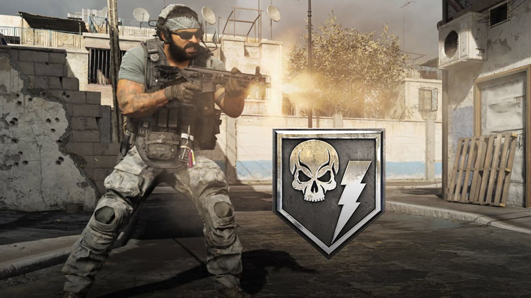 Cranked game mode logo next to CoD Modern Warfare fighter.