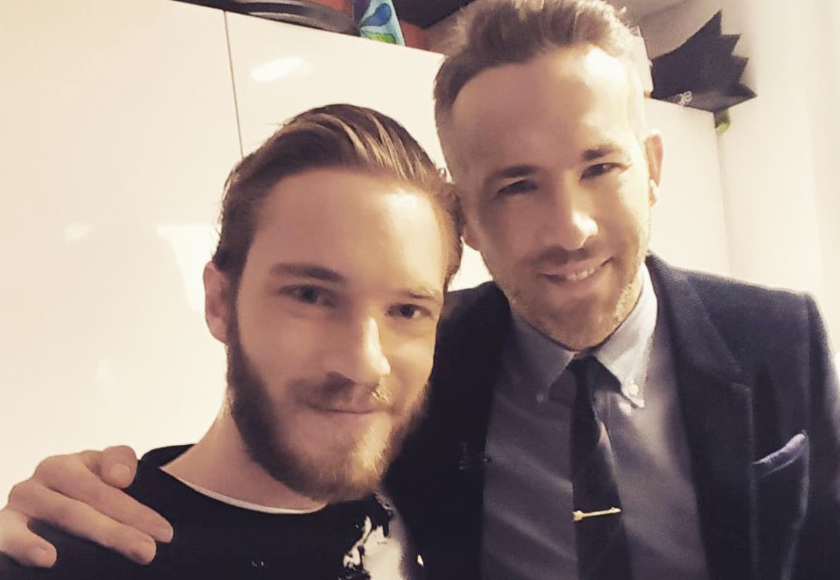 Instagram photo of YouTuber PewDiePie posing with Deadpool actor Ryan Reynolds.