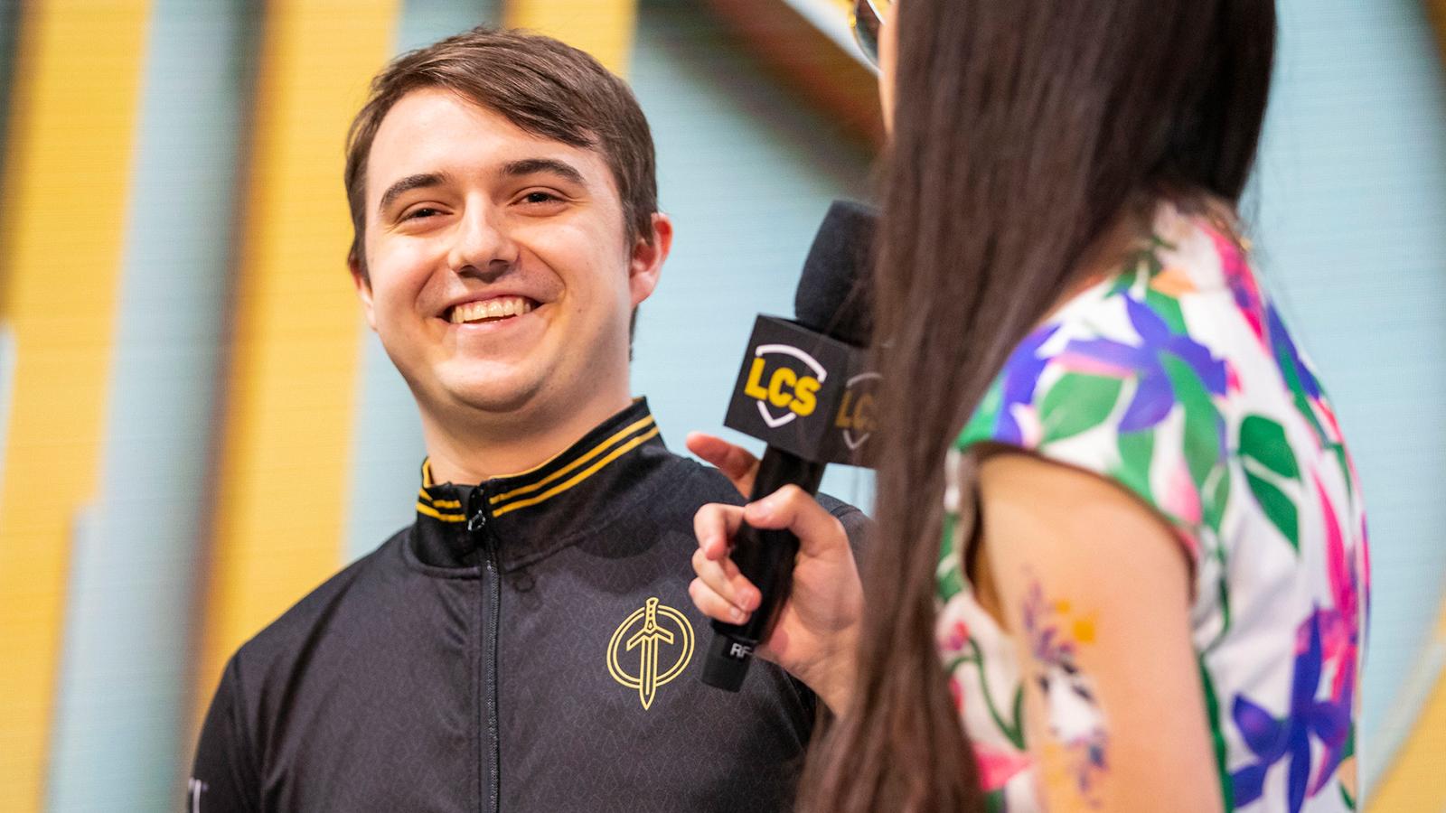 Ablazeolive playing for Golden Guardians Academy in LCS 2020
