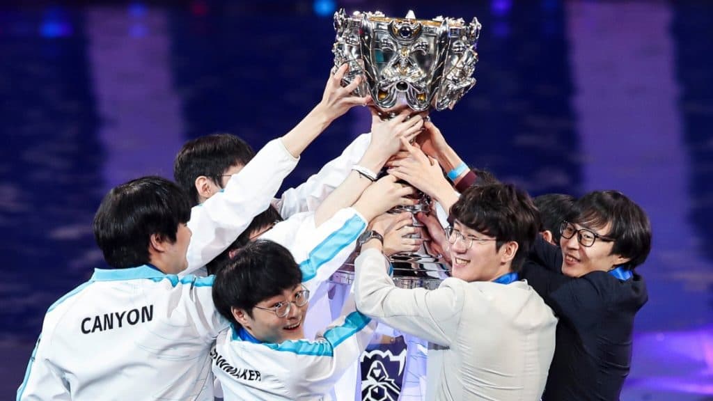 Damwon lift Summoners Cup at Worlds 2020