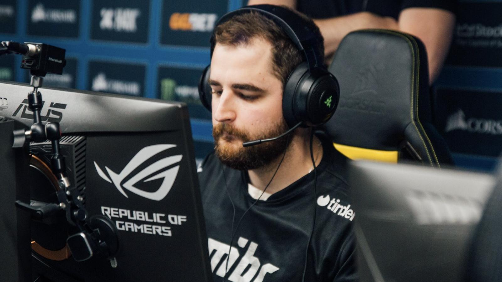 FalleN playing for MIBR