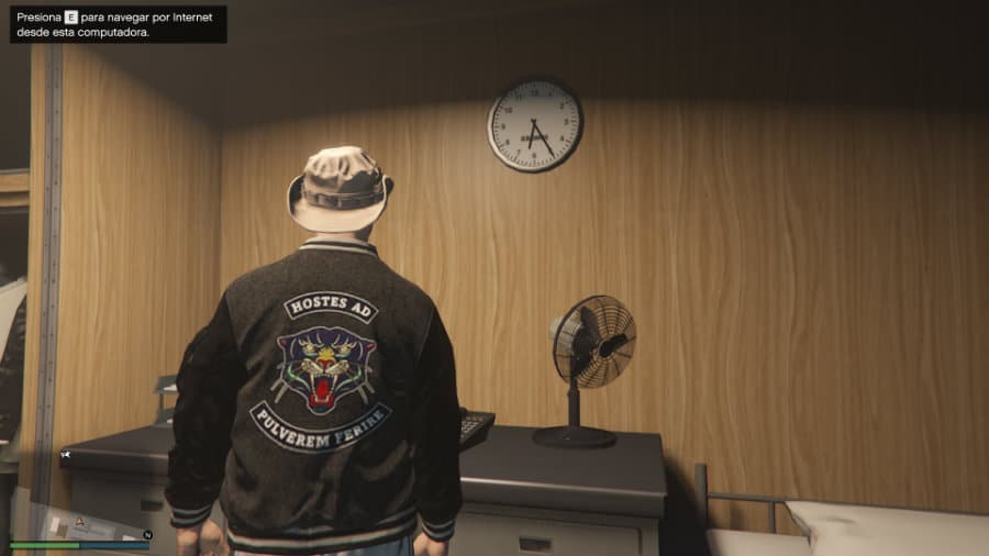 GTA Online jacket features vice city text