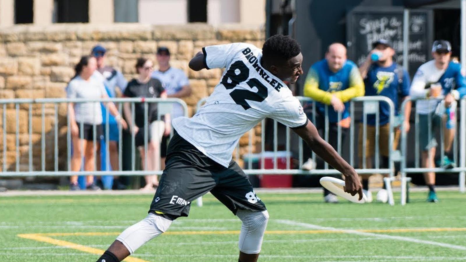 Marques Brownlee playing ultimate frisbee