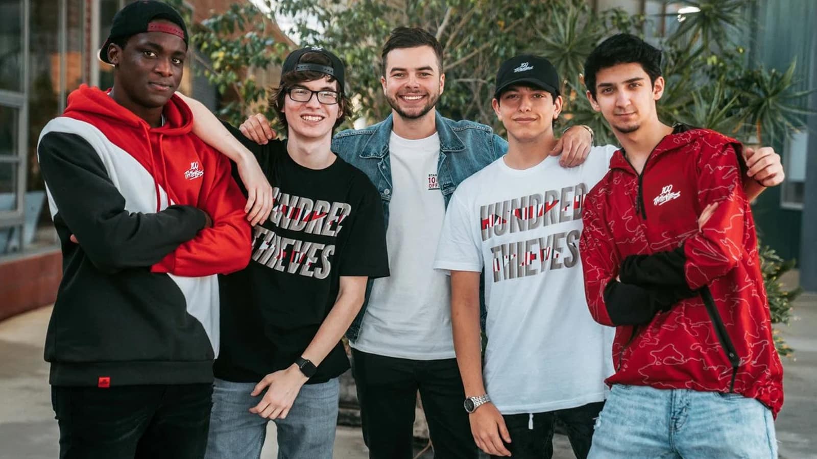The Mob 100 Thieves