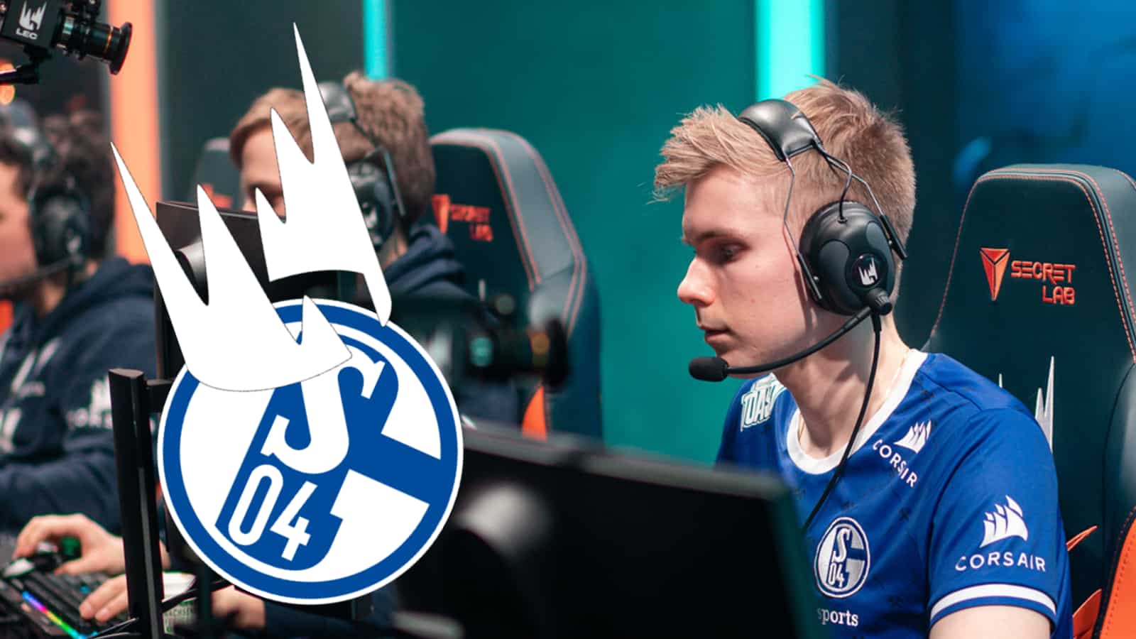 Schalke 04 bot laner Limit concentrates while playing LoL on LEC stage.
