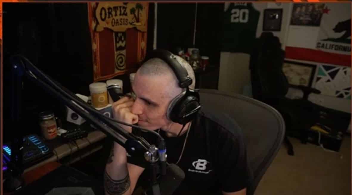 Just9n shaves his eyebrows for $25,000