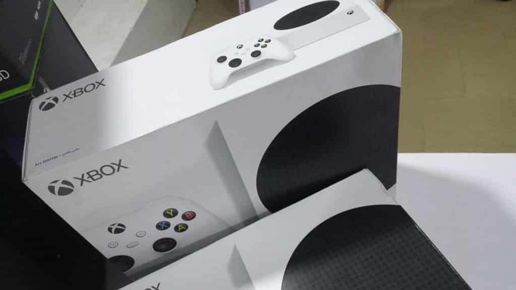 Xbox Series X_S stock - S console