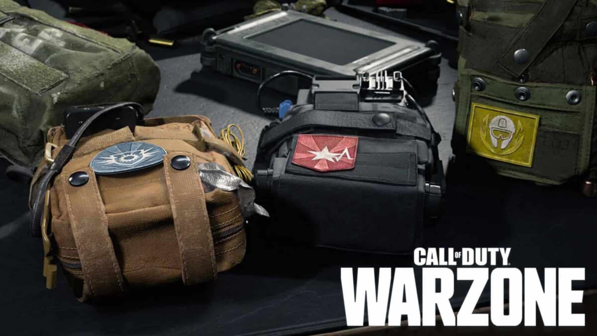 Warzone perks laid out on gunsmith table