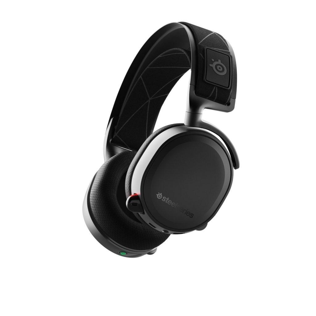 SteelSeries Arctis 7 headset in black