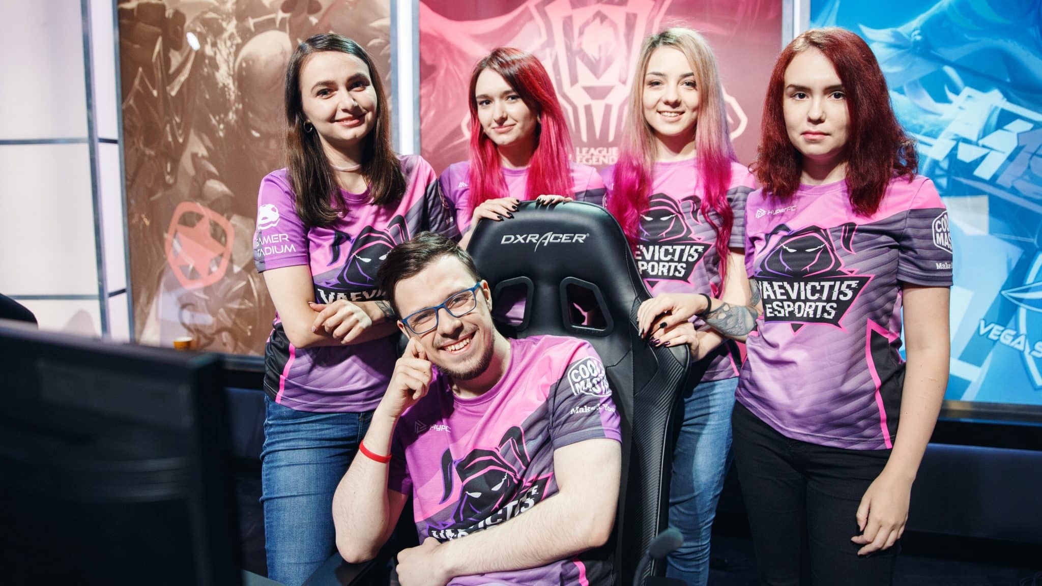 Image of Vaevictis Esports roster in 2019