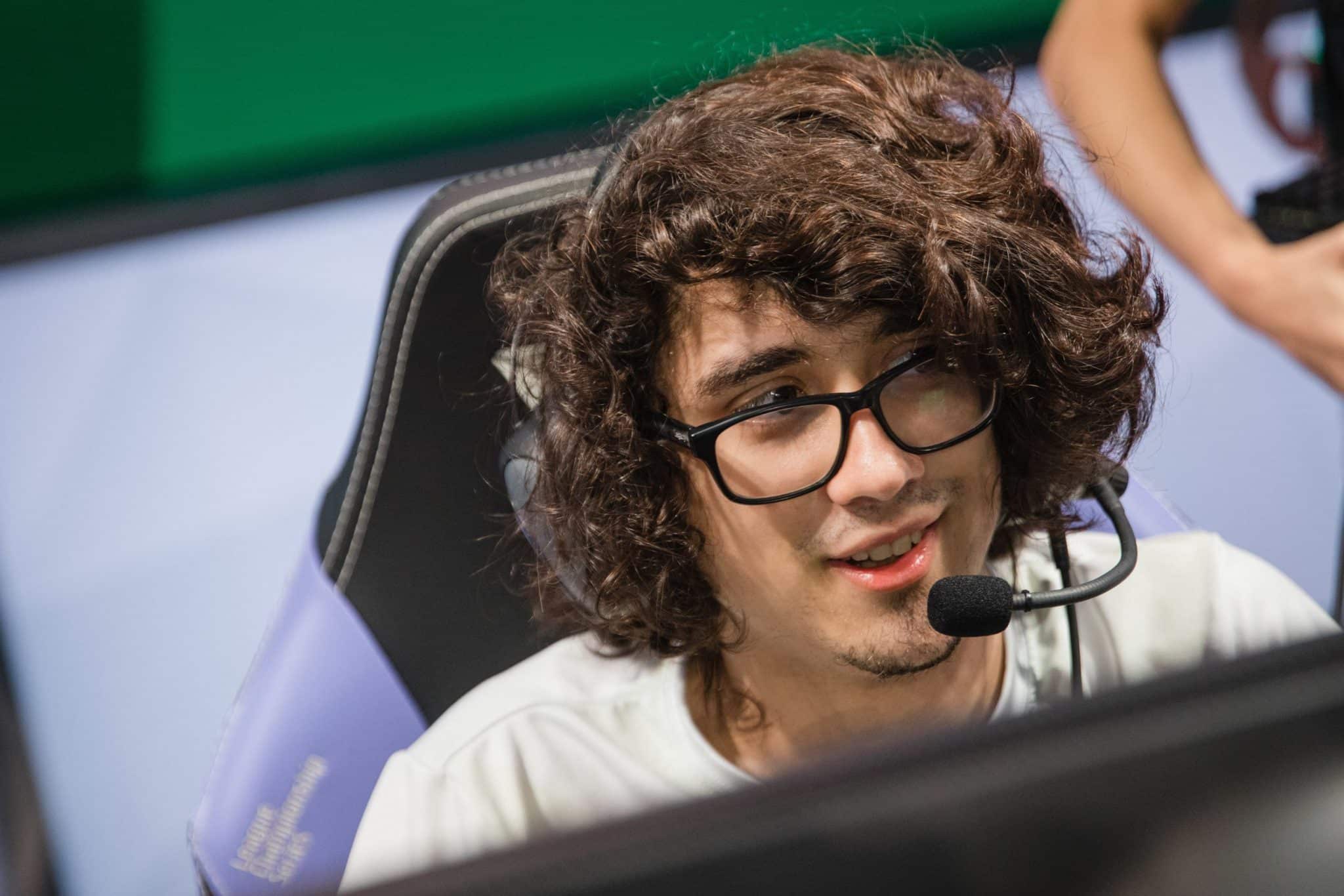 Josedeodo playing for FlyQuest in LCS 2021