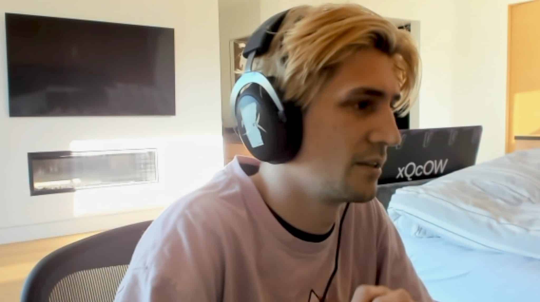xQc streaming on Twitch