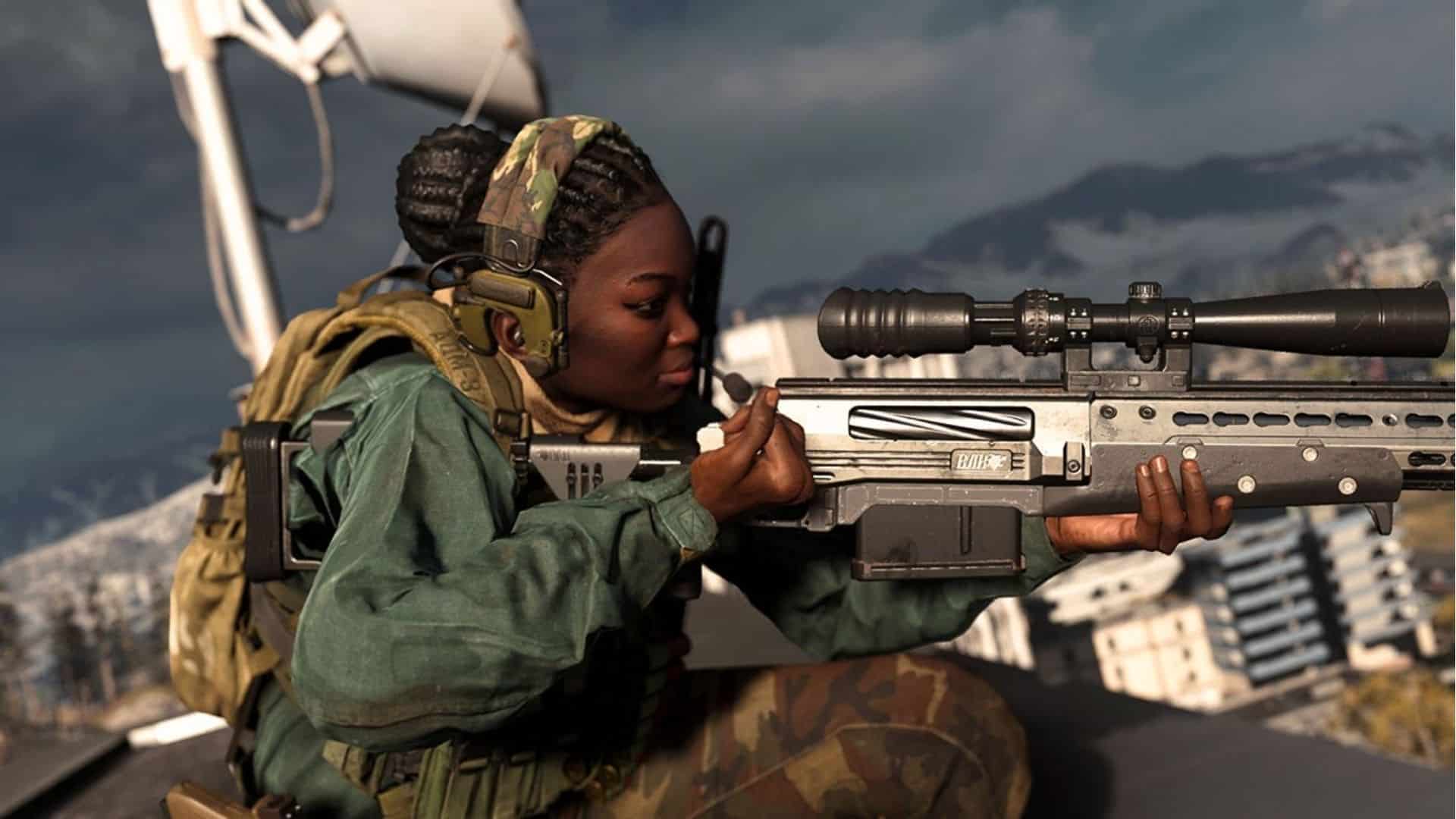 player aiming with hdr sniper rifle in cod warzone