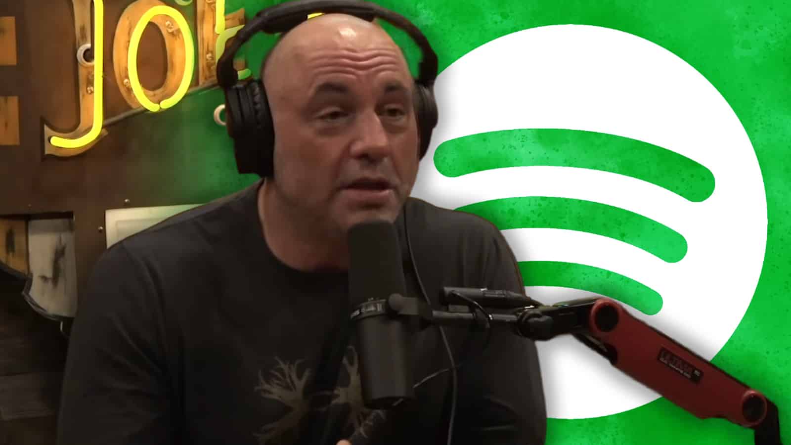 joe rogan breaks silence on spotify controversy with new disclaimer promises
