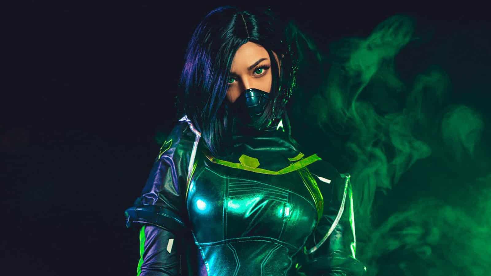 Valkyrae Breaks The Internet With Another Valorant Viper Cosplay Dexerto