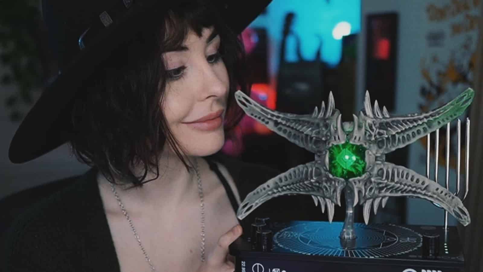twitch streamer leaviathan with destiny 2 witch queen collector's edition statue