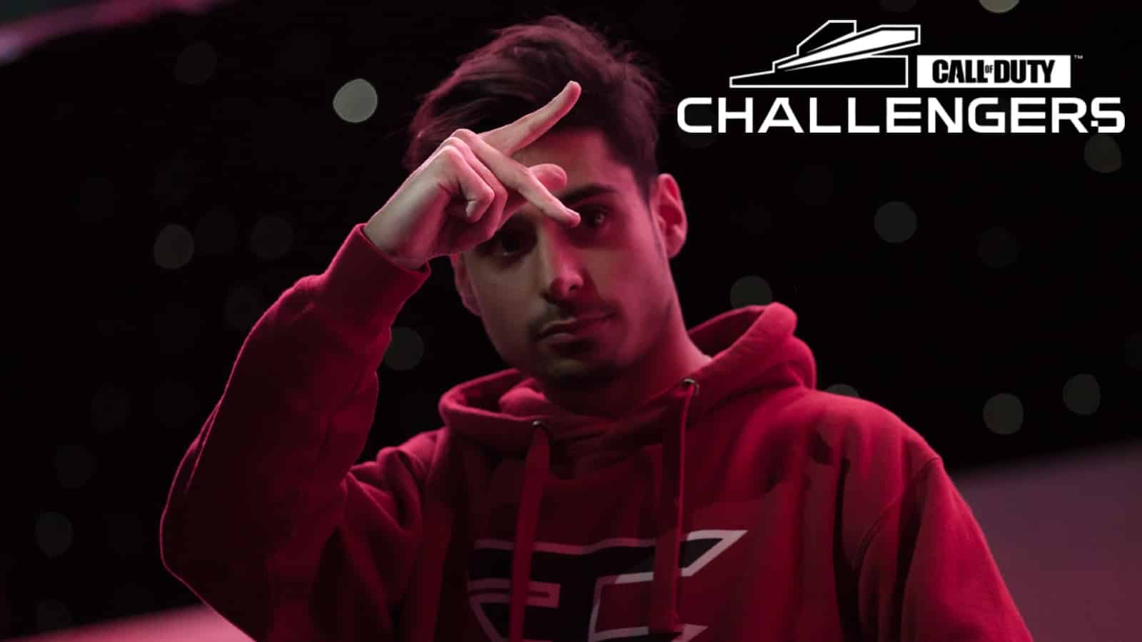 zoomaa doing faze up sign with call of duty challengers logo in corner