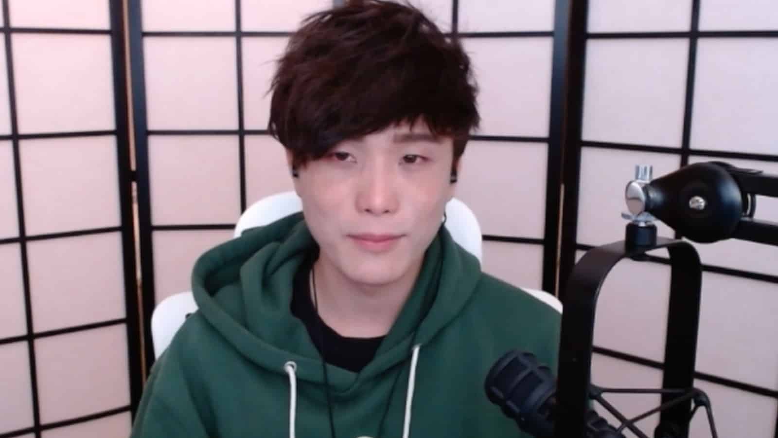 Sykkuno getting emotional while streaming