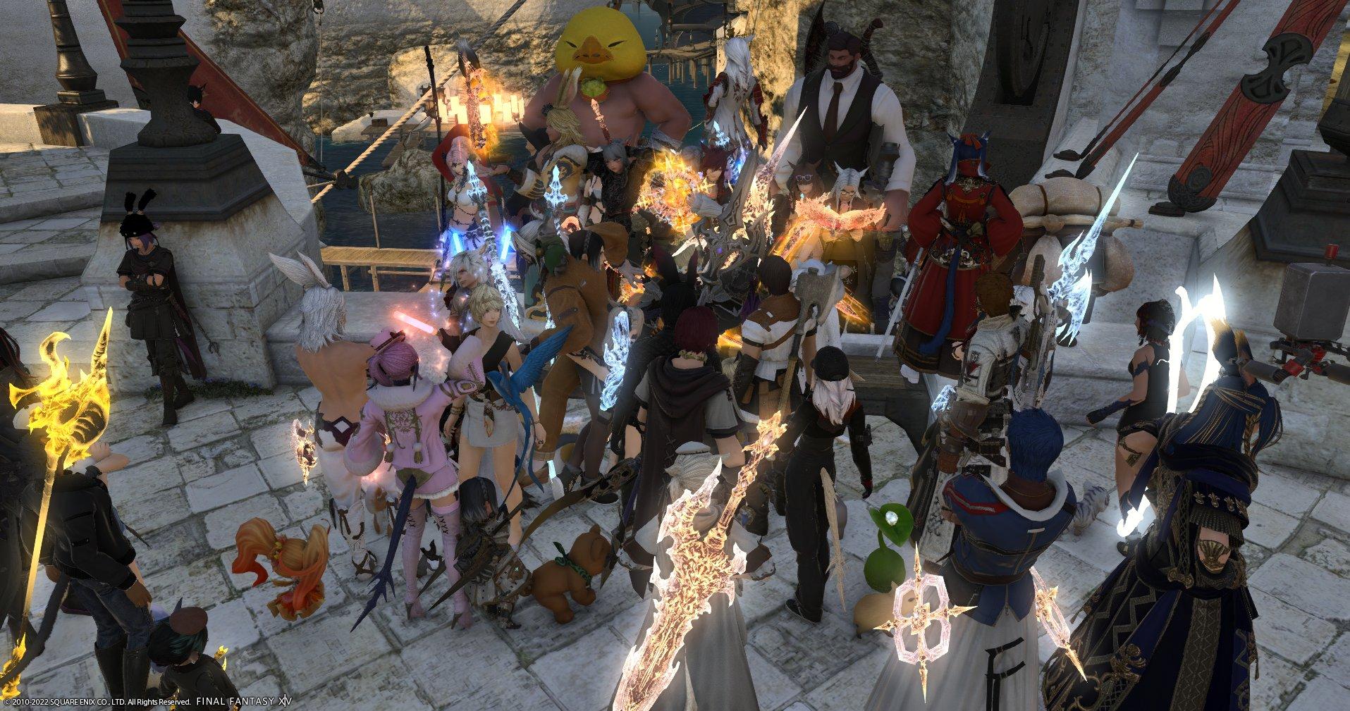 final fantasy xiv ffxiv players crowd around Neverland in Limsa Lominsa after they win Dragonsong's Reprise Race to World First