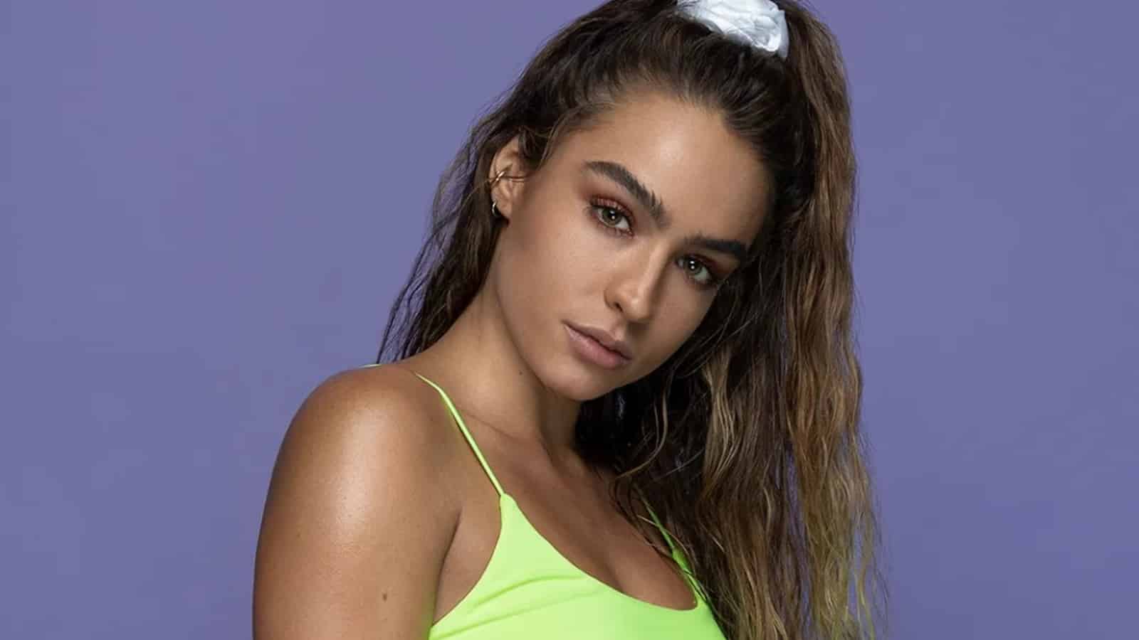 an image of sommer ray on youtube