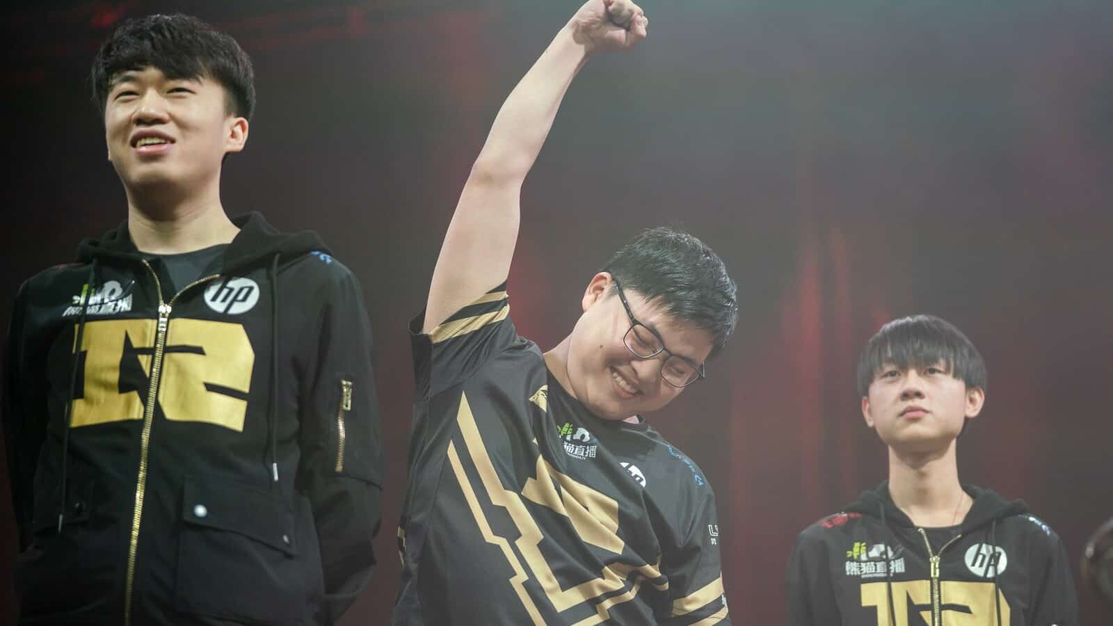 LoL player Uzi raises his first on the MSI stage with his teammates
