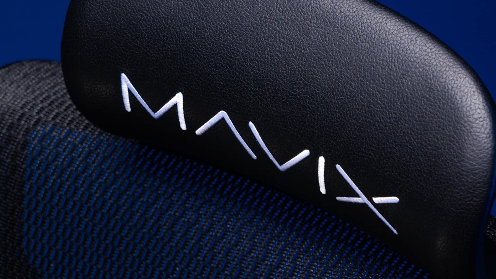 mavix M9 headrest with the brand name on it