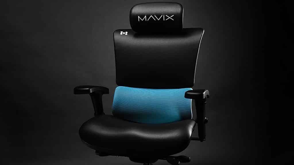 Mavix M9 with a blue bottom half
