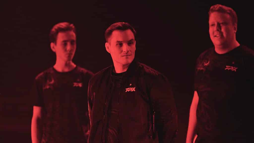 FPX head coach VCT Masters Copenhagen stage with red light